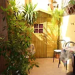 Bed & Breakfast Modigliani Ferrara