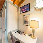 Bed & Breakfast Modigliani 4*