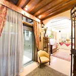 Modigliani Bed & Breakfast