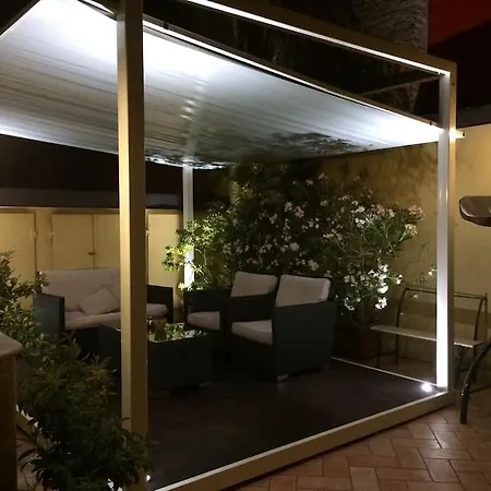 ベッド・アンド・ブレックファスト Modigliani フェラーラ