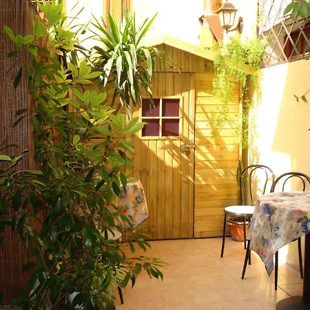 Oda ve Kahvaltı Modigliani Ferrara