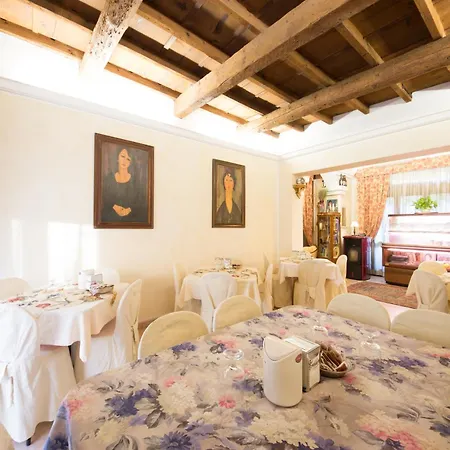 Bed & Breakfast Modigliani 4*