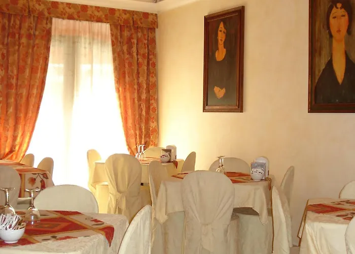 Modigliani 4* 페라라